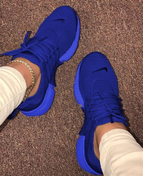 royal blue womens tennis shoes